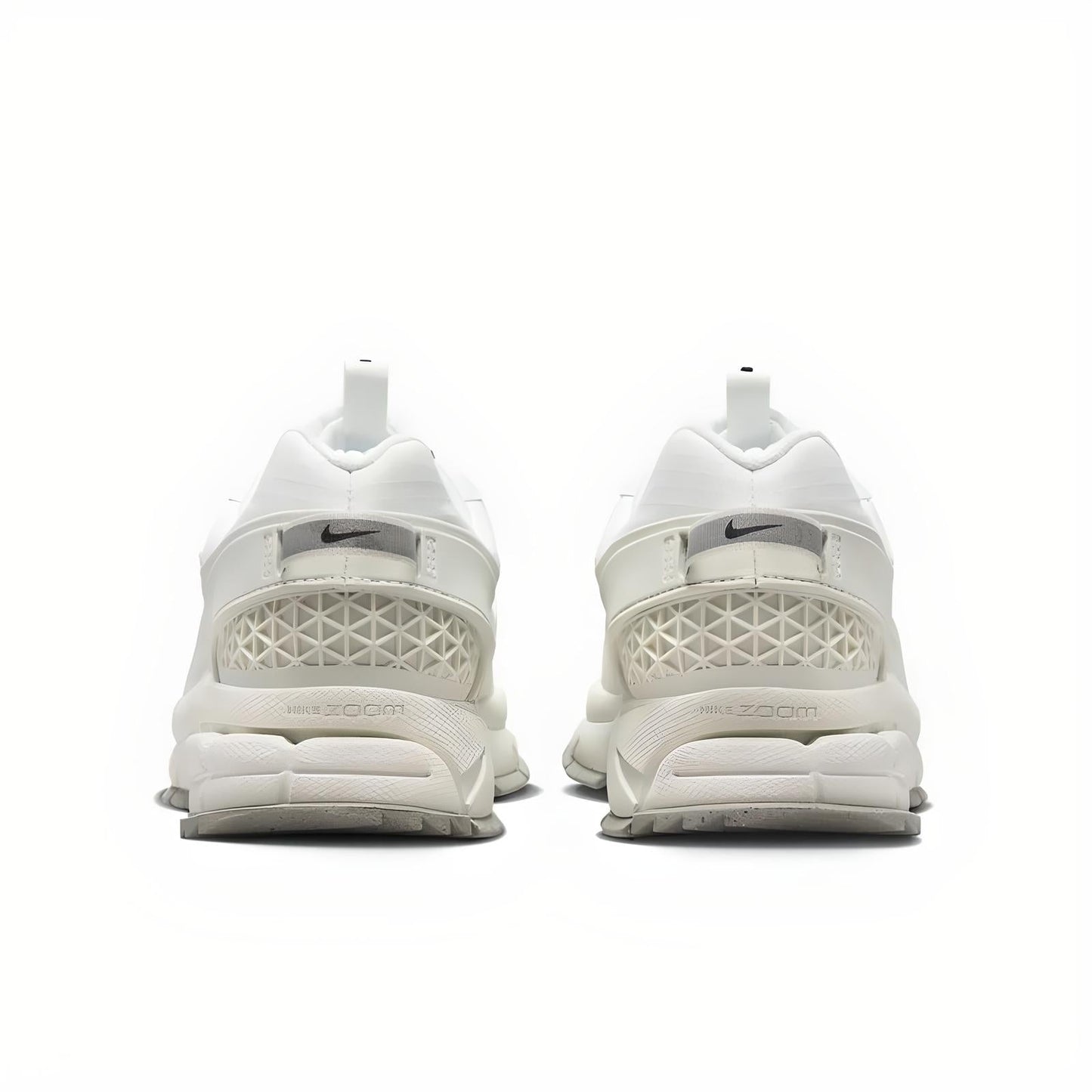 Nike Zoom Vomero Roam - Yuko Sports