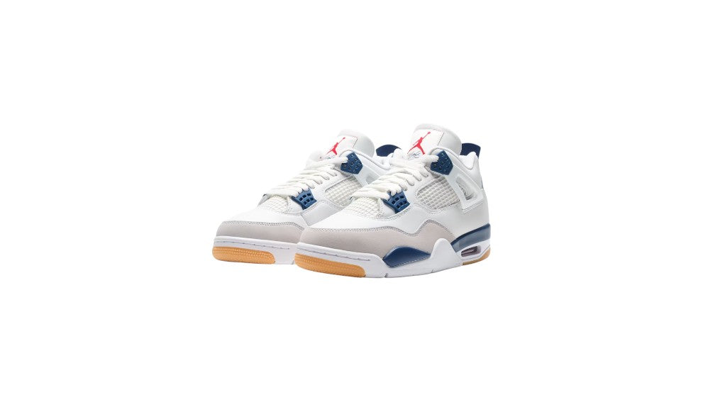 NIKE SB X JORDAN IV