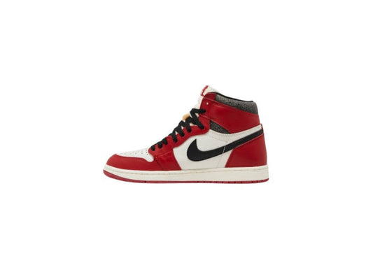 Air Jordan 1 Retro High OG «Chicago Lost & Found»