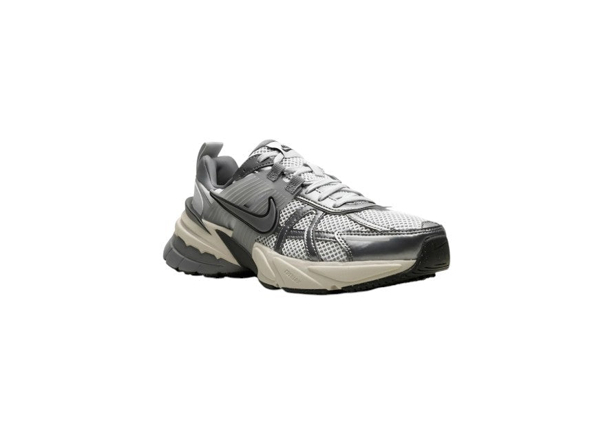 Nike  V2K Run "Platino Puro/Gris Lobo"