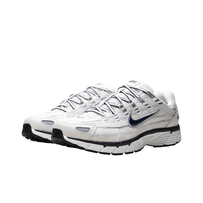 NIKE P6000